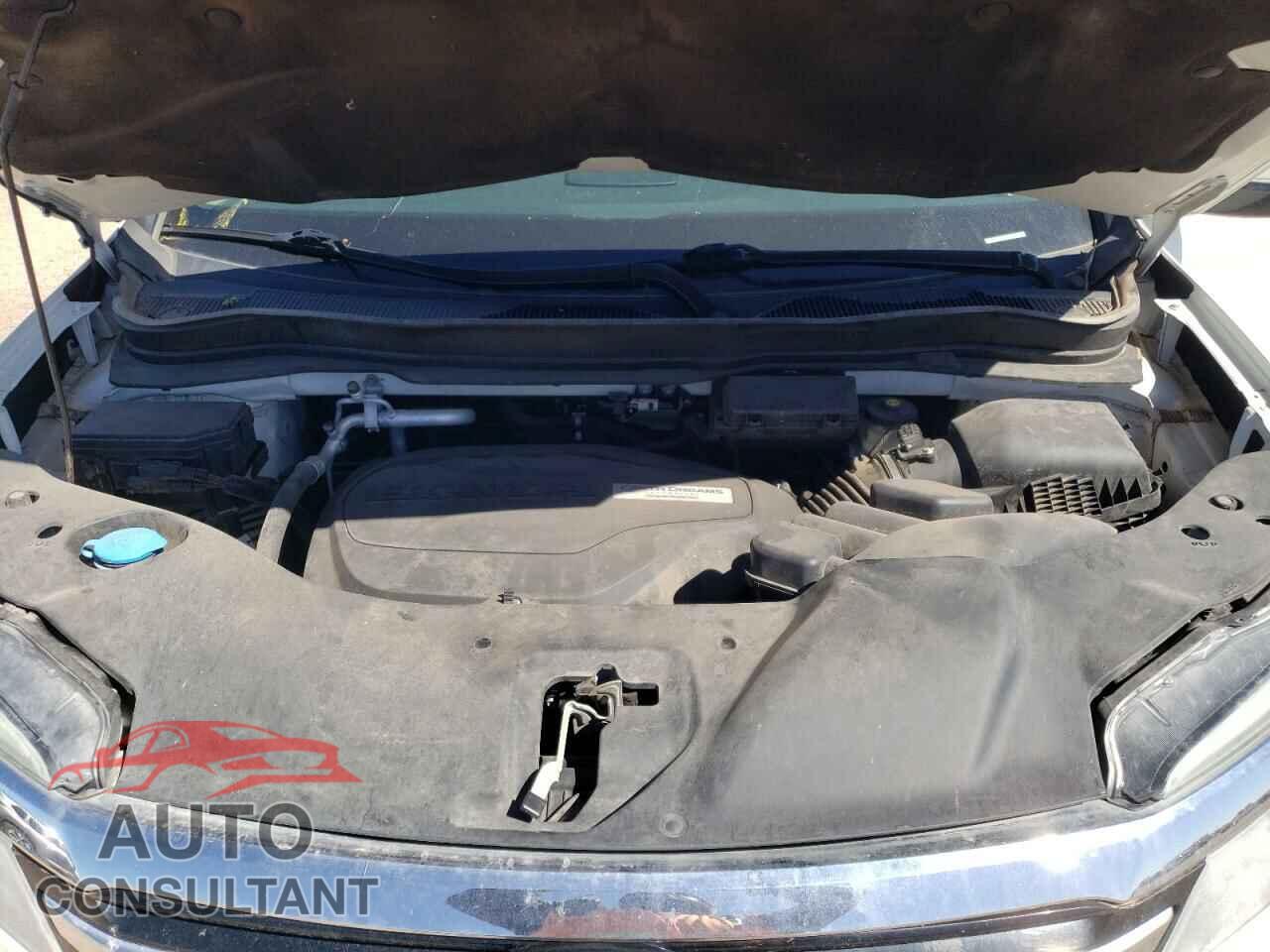 HONDA PILOT 2016 - 5FNYF6H92GB003680