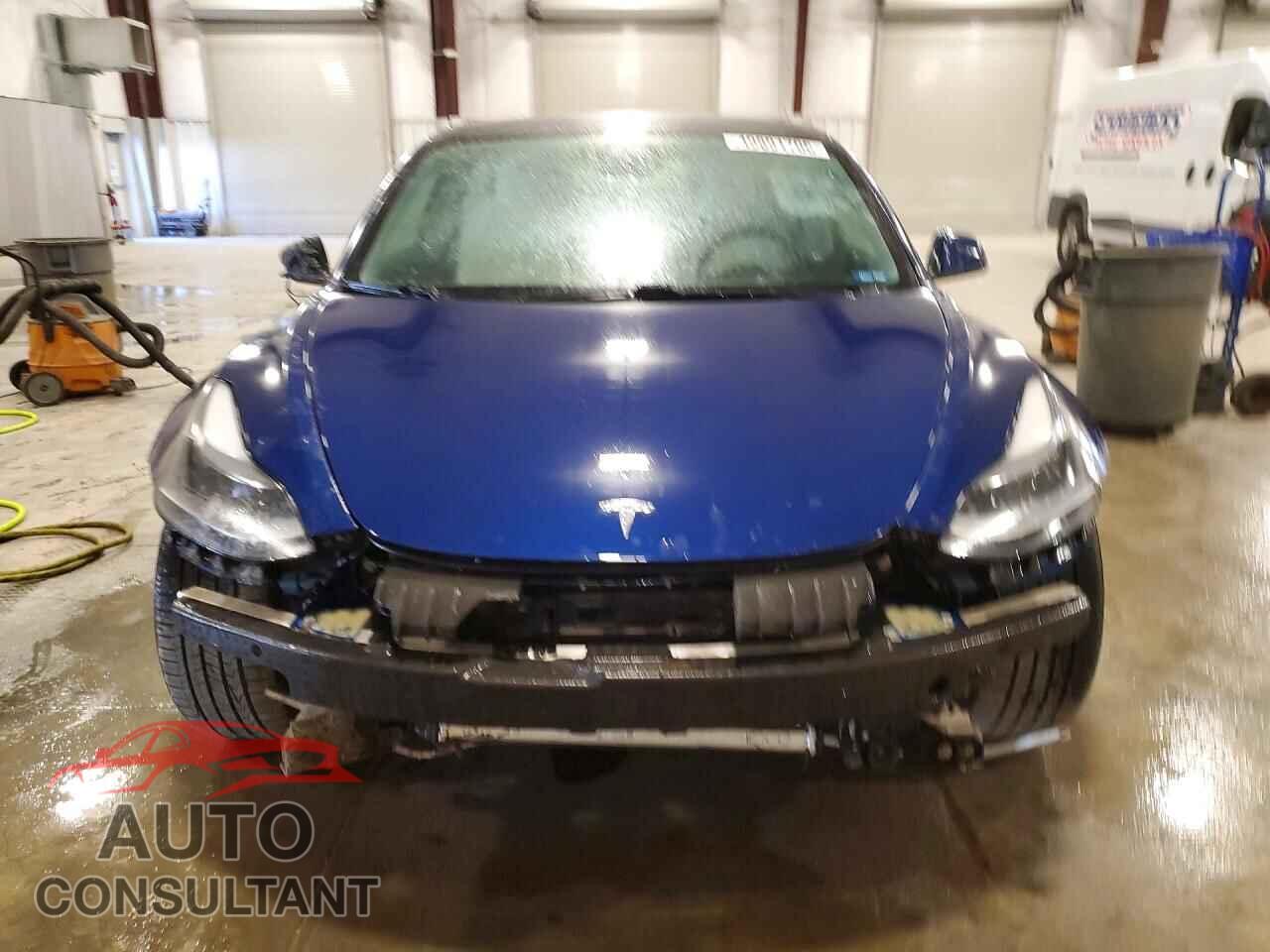 TESLA MODEL 3 2021 - 5YJ3E1EC7MF049209