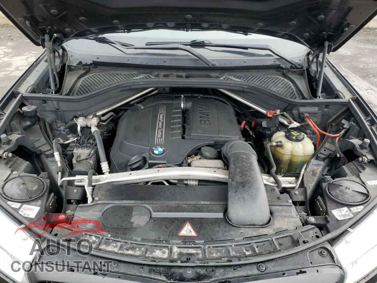 BMW X5 2016 - 5UXKR0C50G0P22518