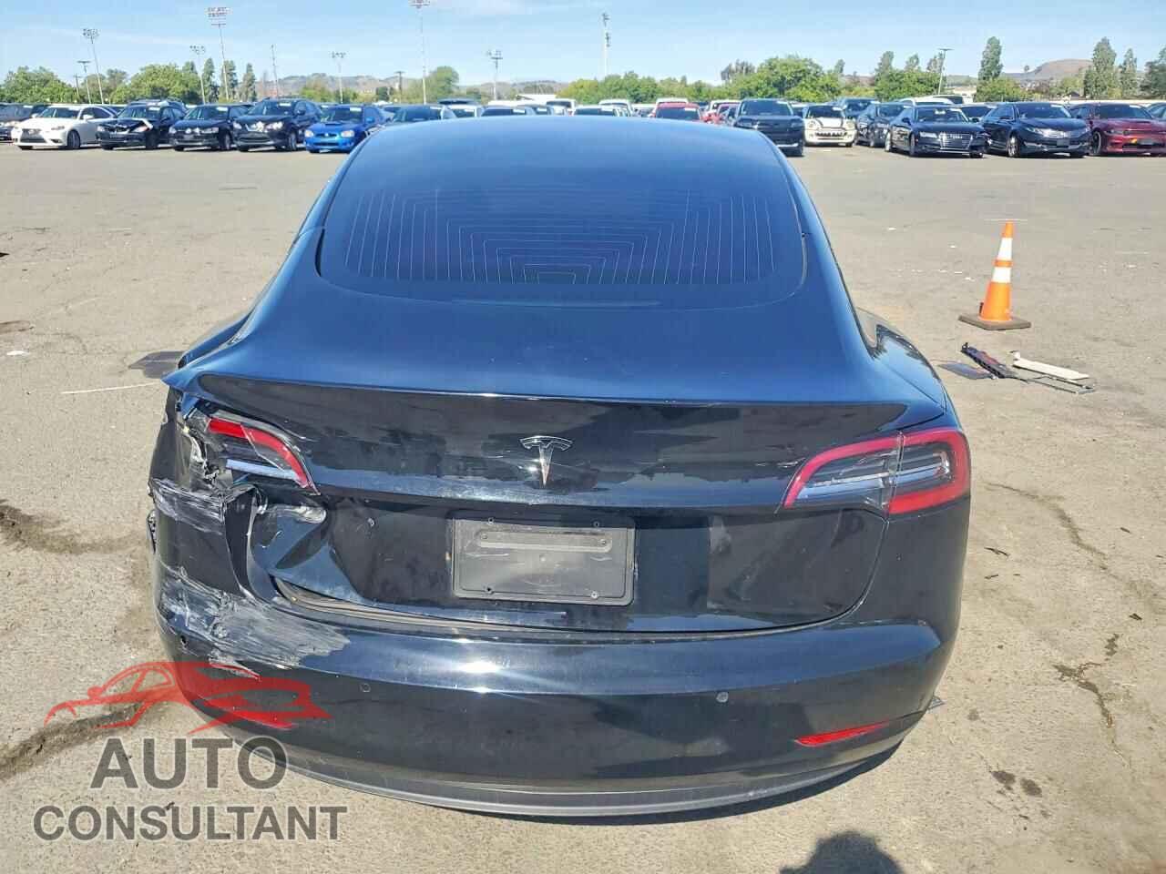 TESLA MODEL 3 2020 - 5YJ3E1EAXLF634525