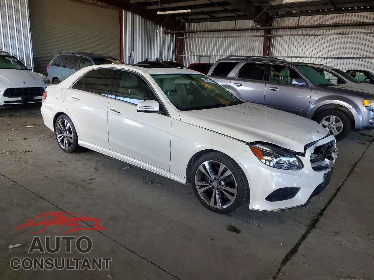 MERCEDES-BENZ E-CLASS 2014 - WDDHF5KB5EB045790