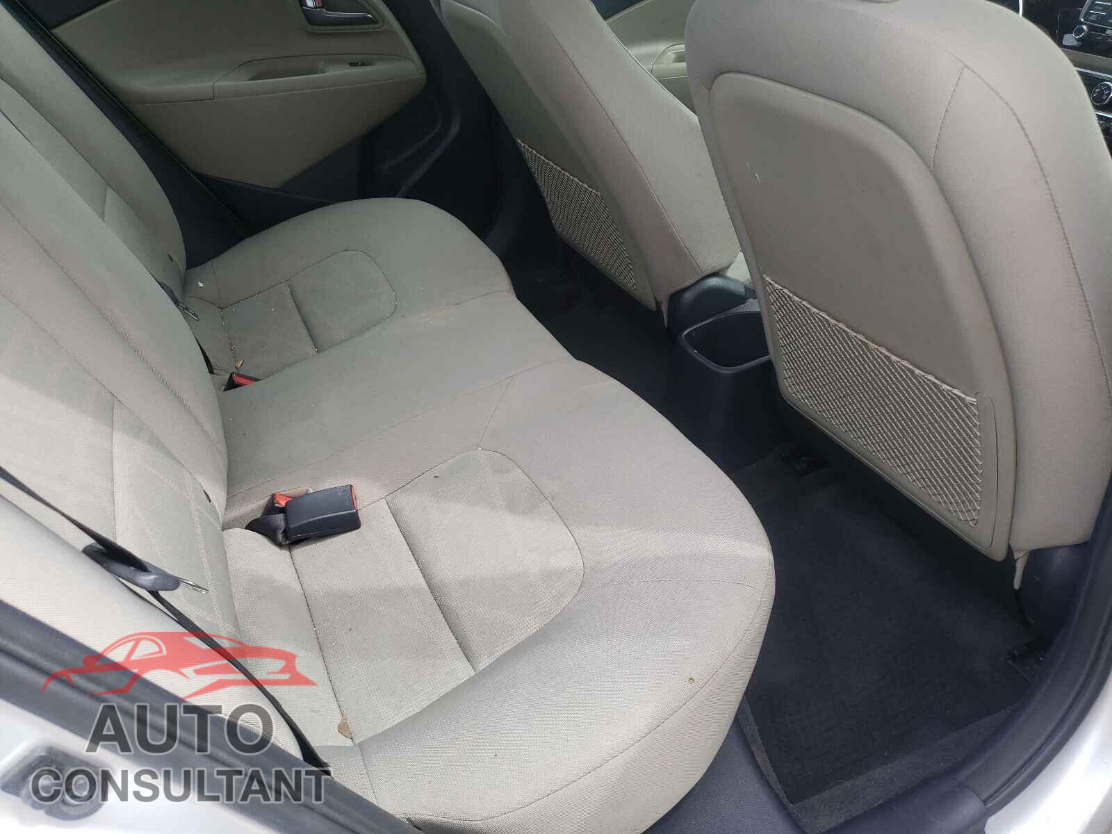 KIA RIO 2017 - KNADM4A37H6043794
