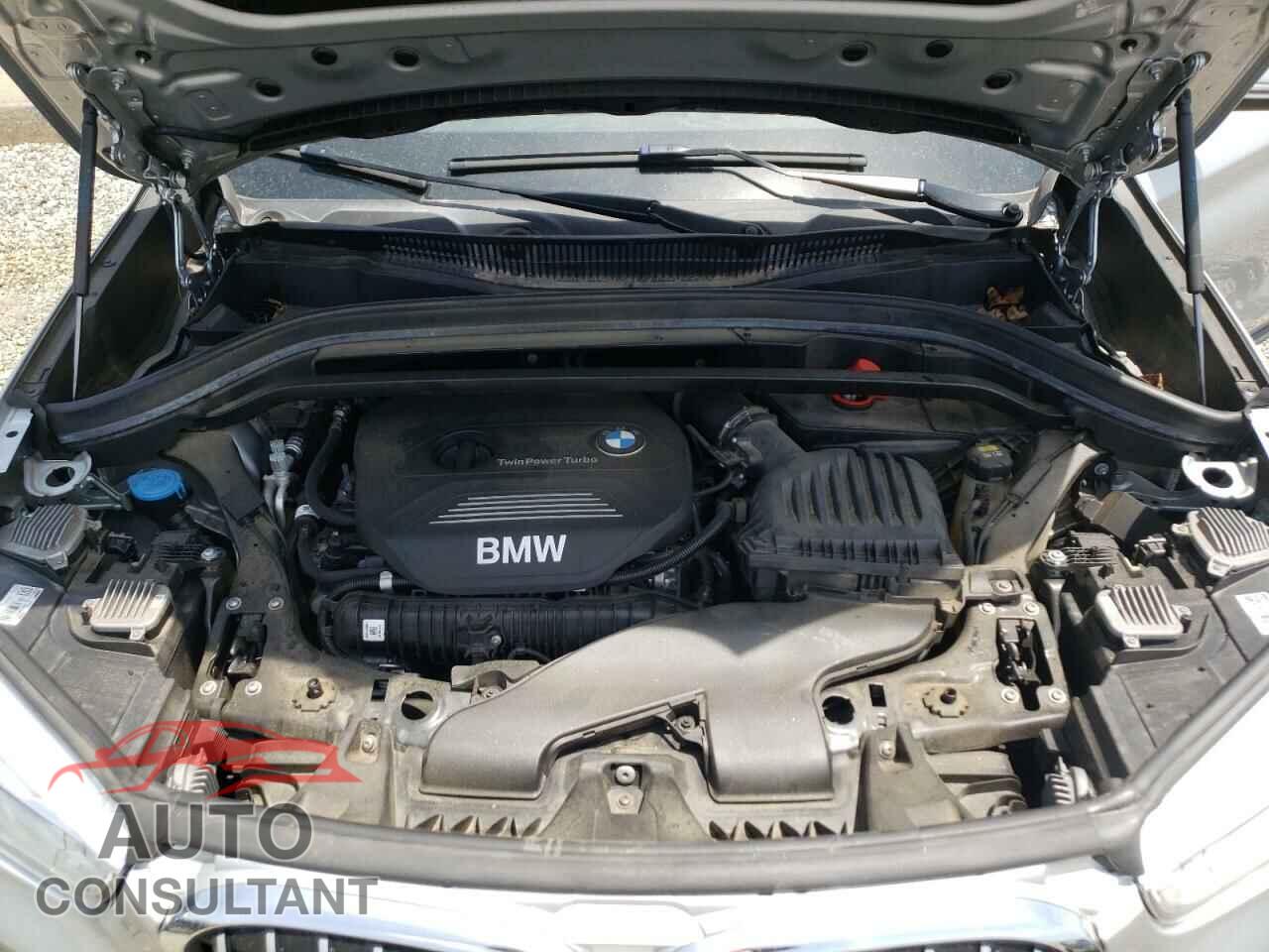 BMW X1 2018 - WBXHT3C30J3F04054