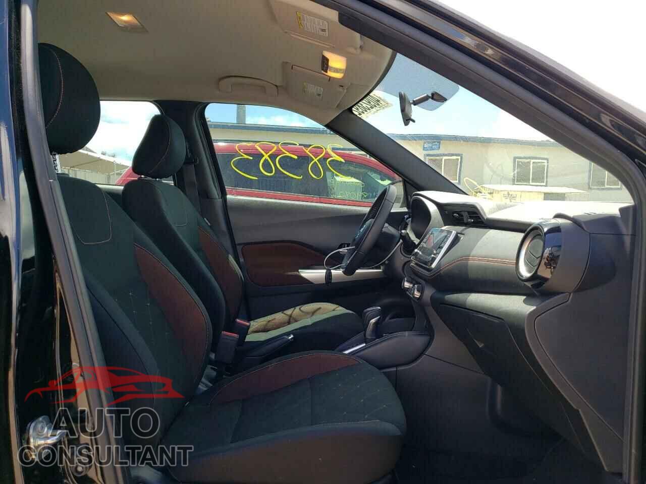 NISSAN KICKS 2019 - 3N1CP5CU3KL556610
