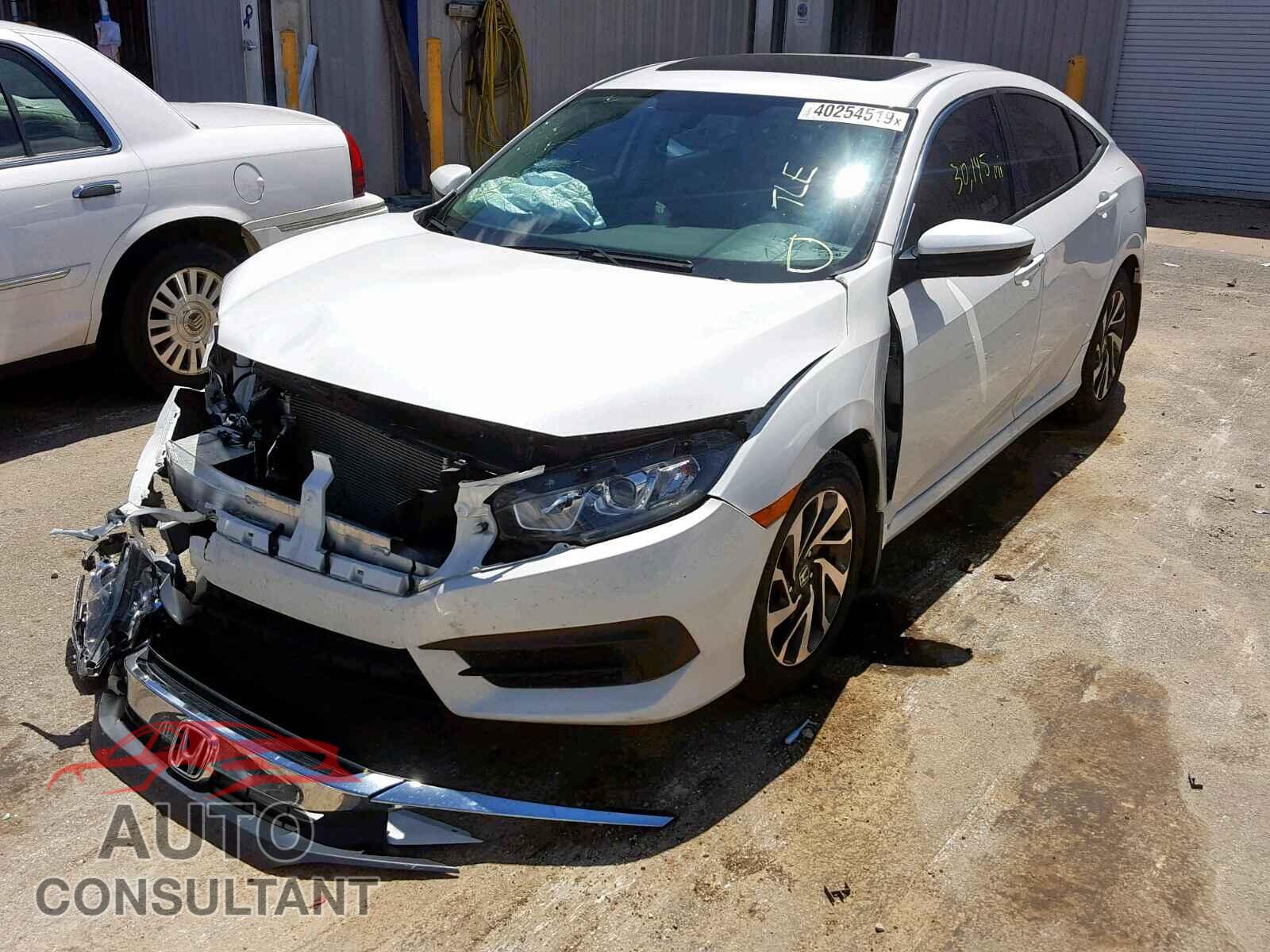 HONDA CIVIC 2018 - 19XFC2F70JE012448