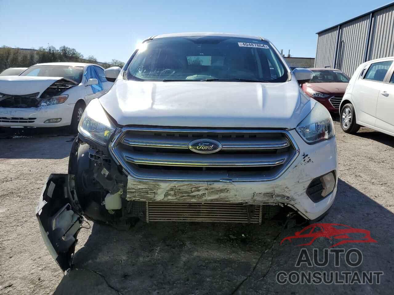 FORD ESCAPE 2017 - 1FMCU0G98HUB31036