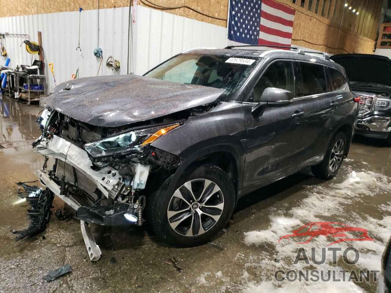 TOYOTA HIGHLANDER 2022 - 5TDHZRBHXNS184397