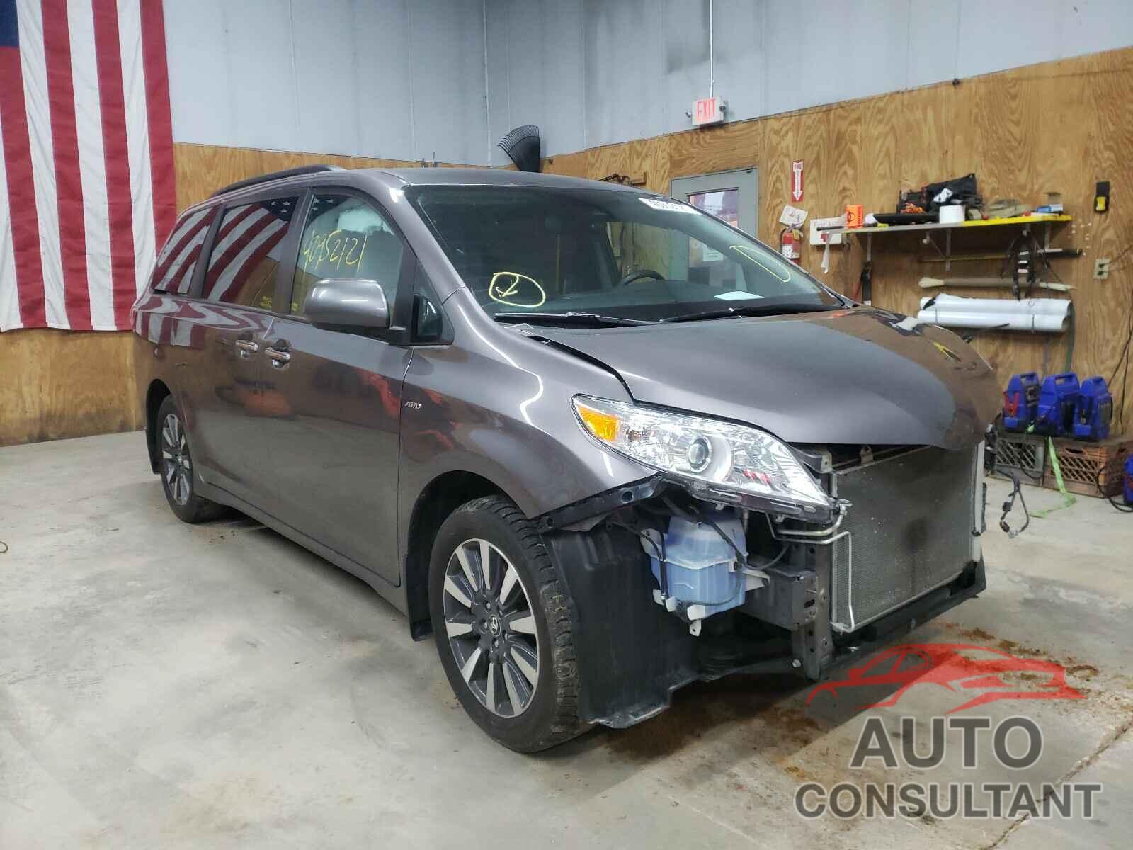 TOYOTA SIENNA 2019 - 5TDJZ3DC1KS219985