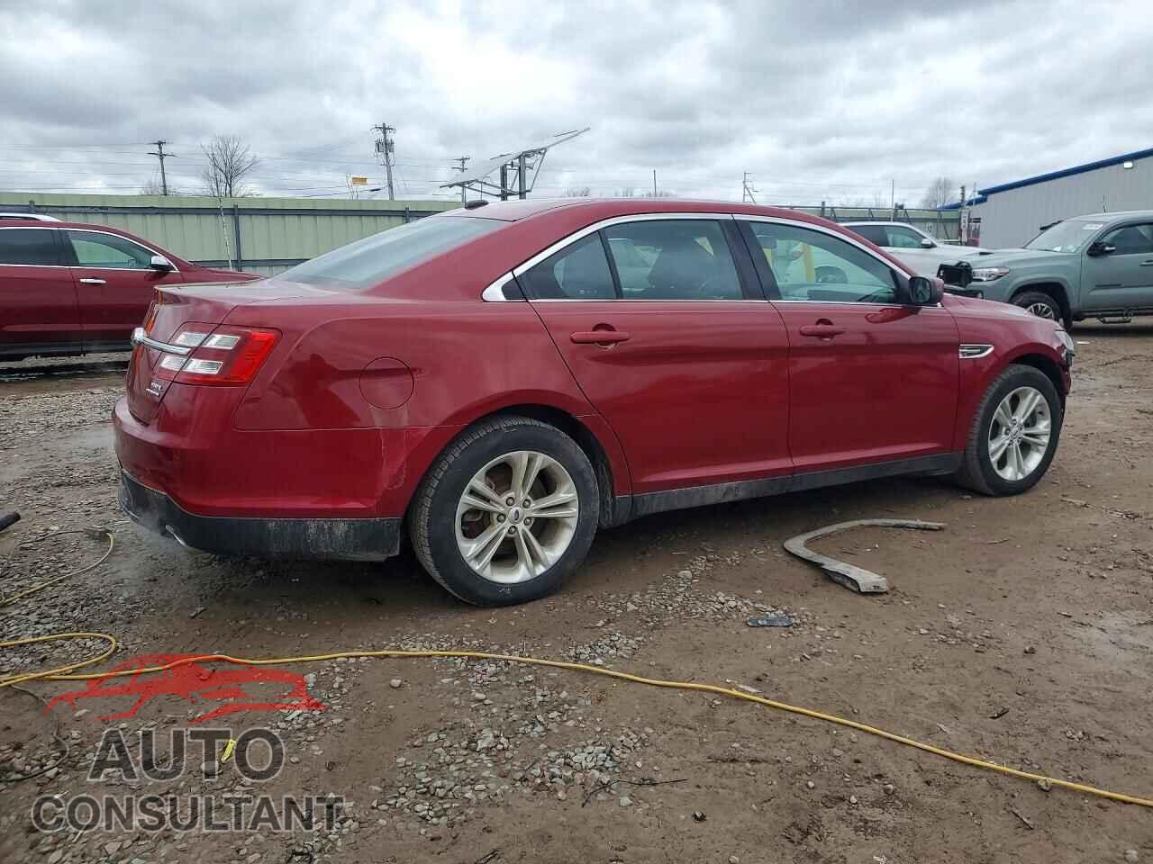 FORD TAURUS 2019 - 1FAHP2E85KG100541