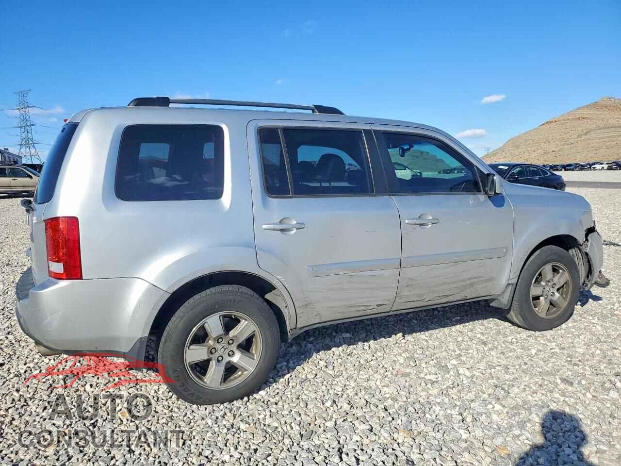 HONDA PILOT 2011 - 5FNYF3H56BB036850