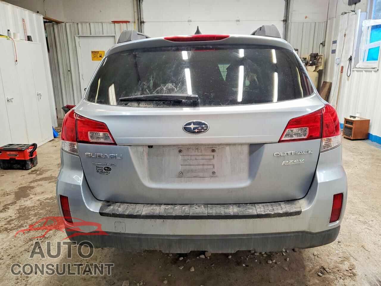 SUBARU OUTBACK 2013 - 4S4BRBLCXD3274127