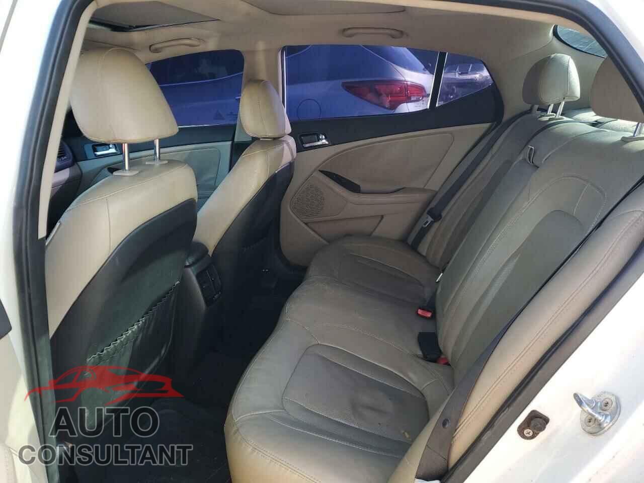 KIA OPTIMA 2011 - KNAGN4A74B5086452