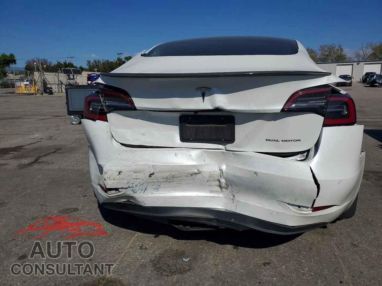 TESLA MODEL 3 2021 - 5YJ3E1EB8MF929181