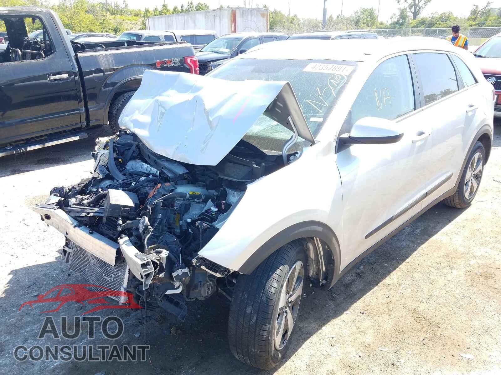 KIA NIRO 2017 - KNDCB3LC8H5063473