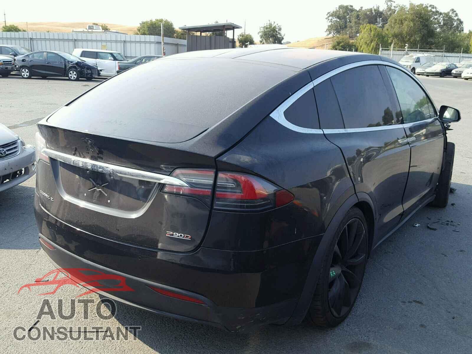 TESLA MODEL X 2016 - 5YJXCAE48GF007961