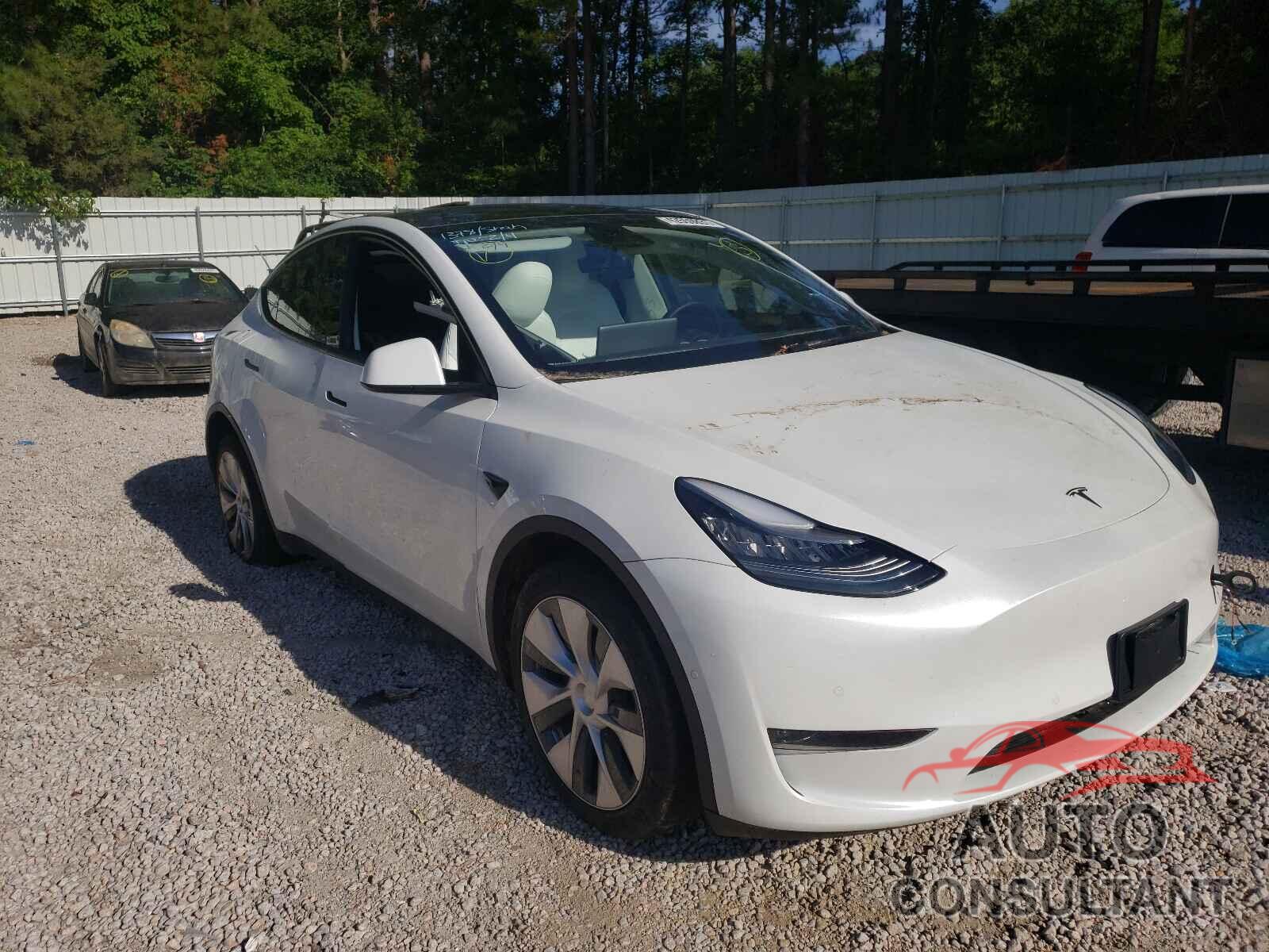 TESLA MODEL Y 2020 - 5YJYGDEE2LF021190