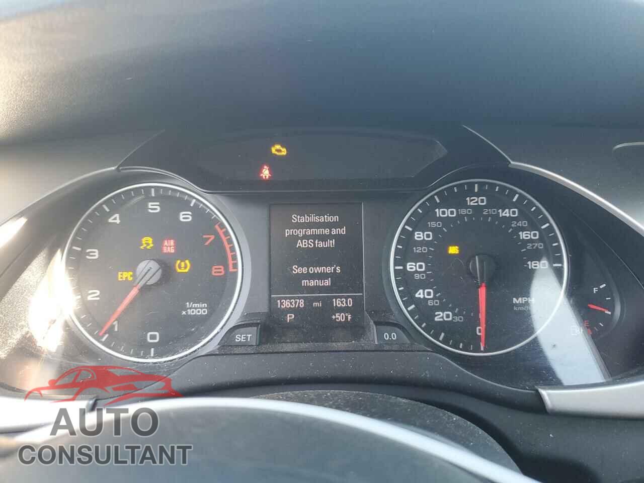 AUDI A4 2012 - WAUEFAFL9CA120399