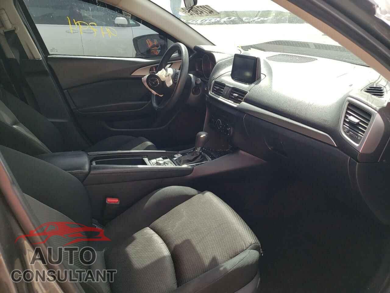 MAZDA 3 2017 - 3MZBN1U76HM108412