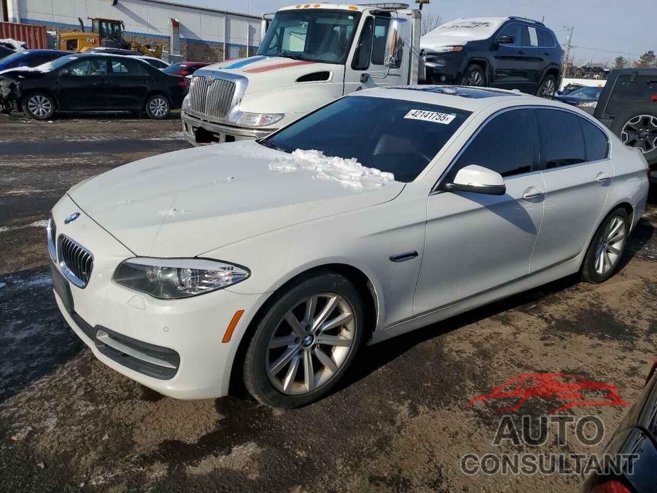 BMW 5 SERIES 2014 - WBA5B3C50ED530037