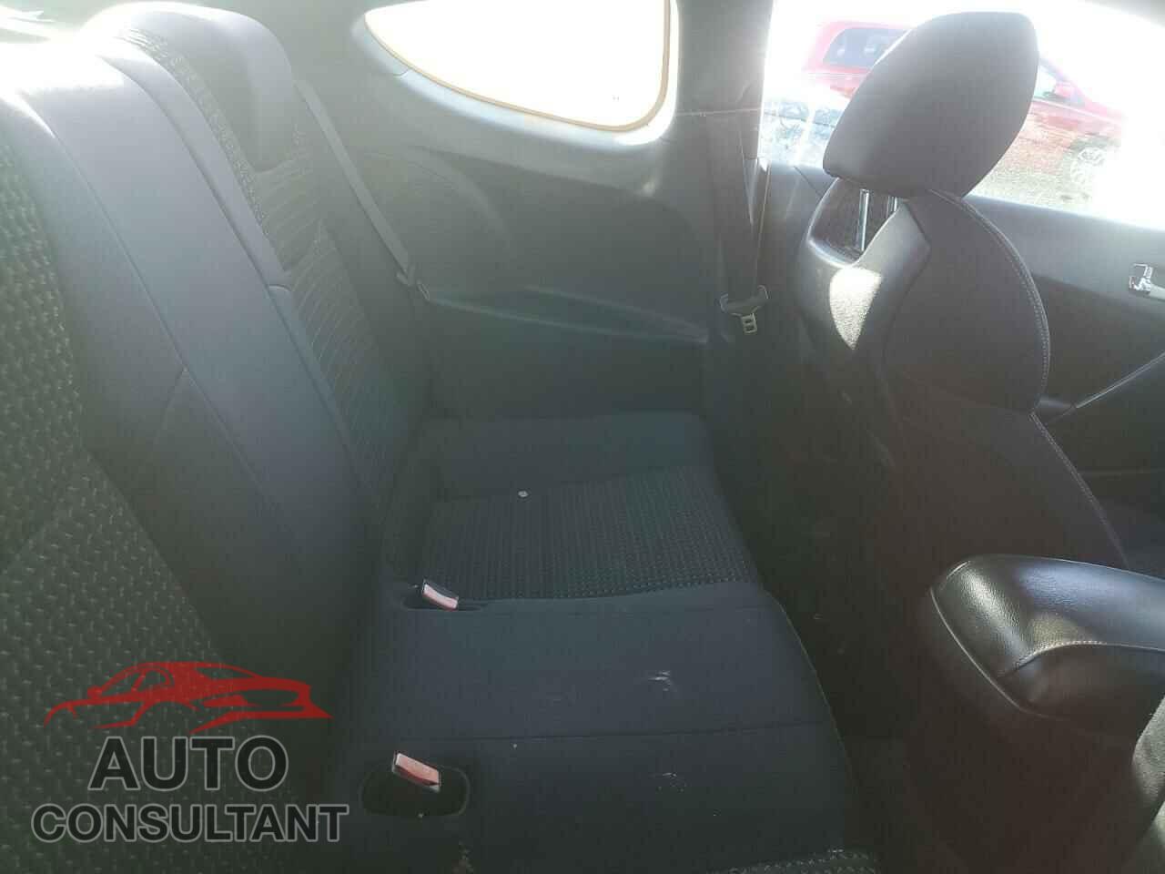 HYUNDAI GENESIS 2012 - KMHHT6KD2CU065986