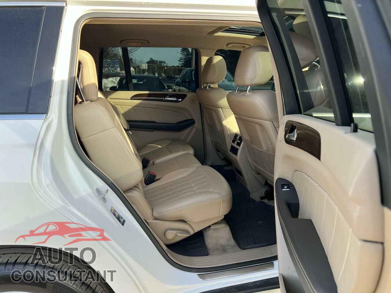 MERCEDES-BENZ GL-CLASS 2016 - 4JGDF2EE0GA697105