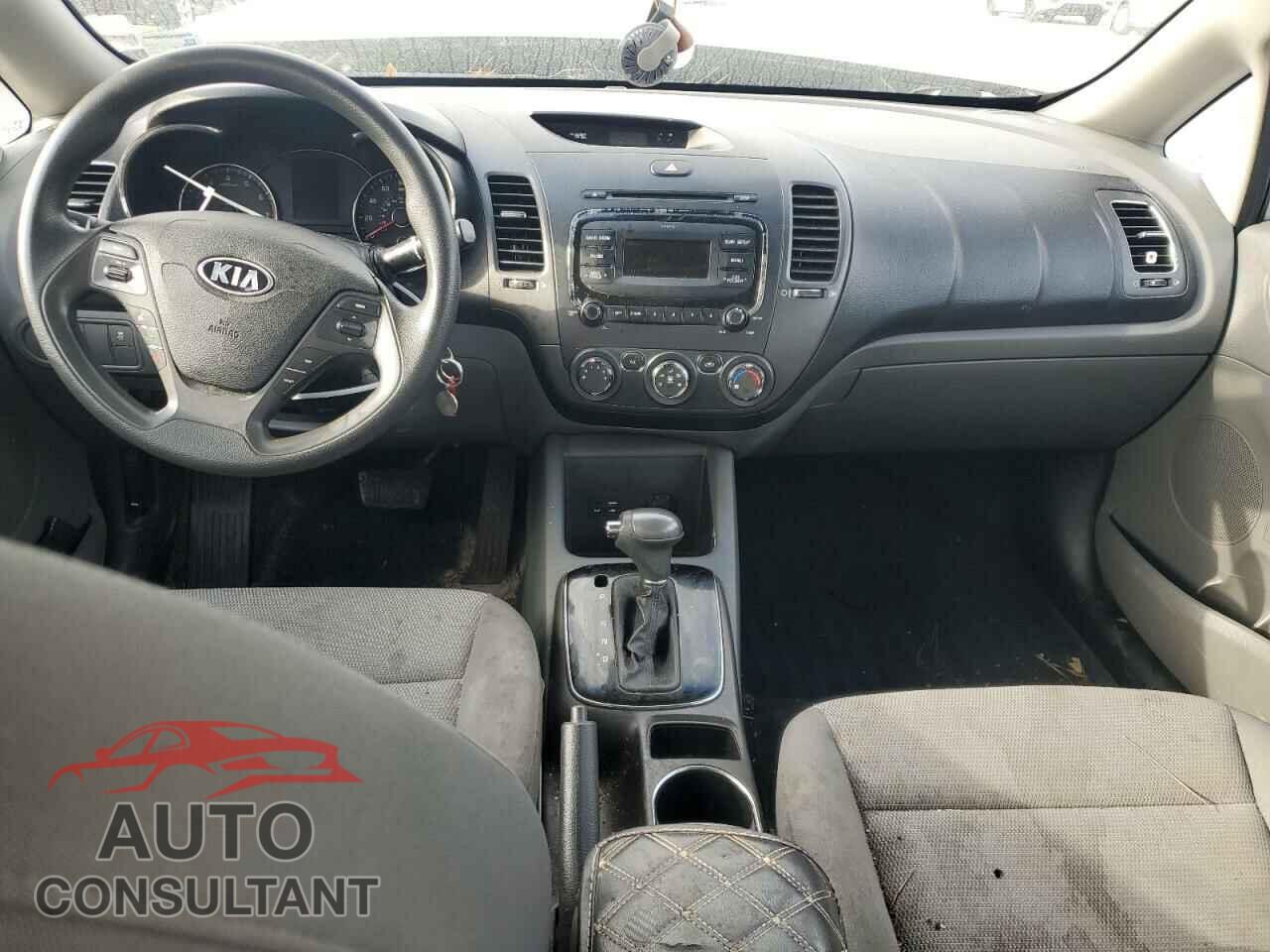 KIA FORTE 2017 - 3KPFK4A71HE050111