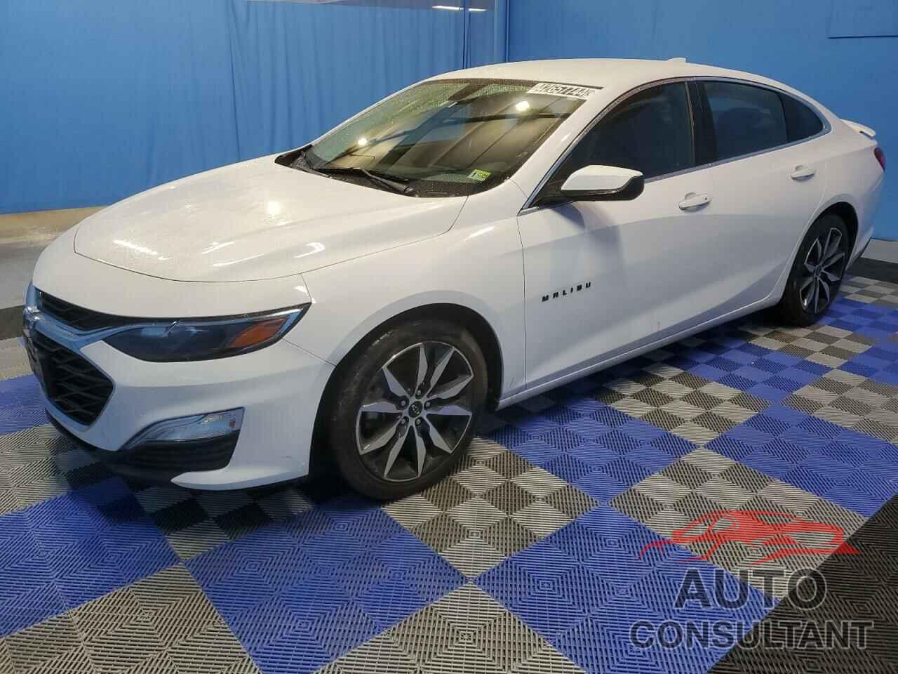 CHEVROLET MALIBU 2020 - 1G1ZG5ST4LF056587