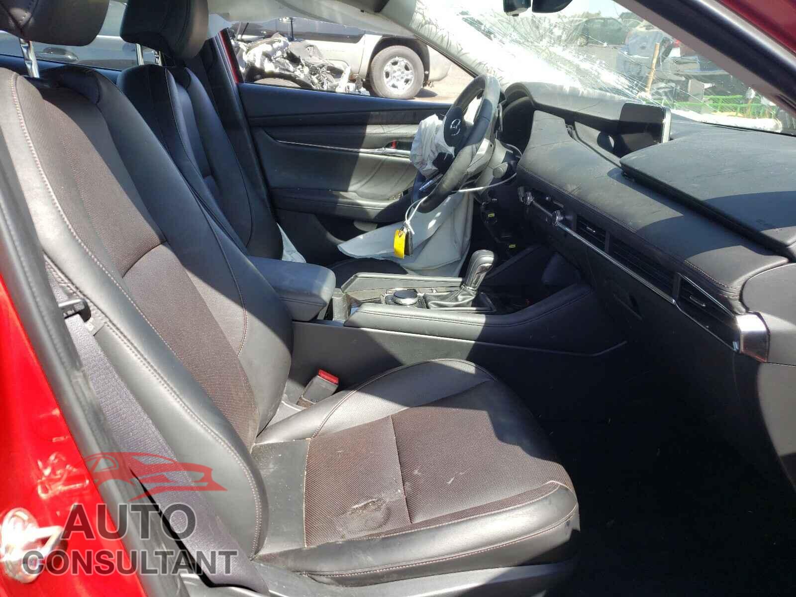 MAZDA 3 2019 - JM1BPACMXK1100791