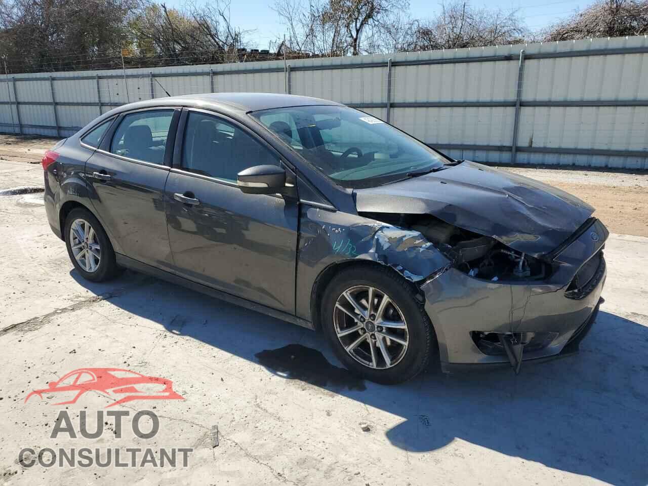 FORD FOCUS 2015 - 1FADP3F22FL299799