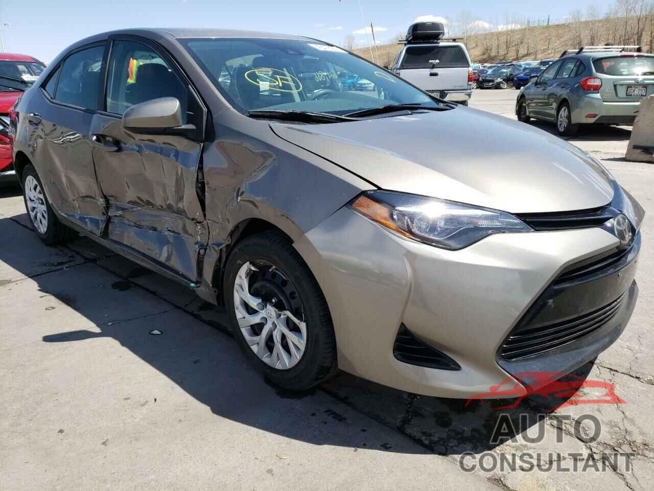 TOYOTA COROLLA 2018 - 5YFBURHE4JP814645
