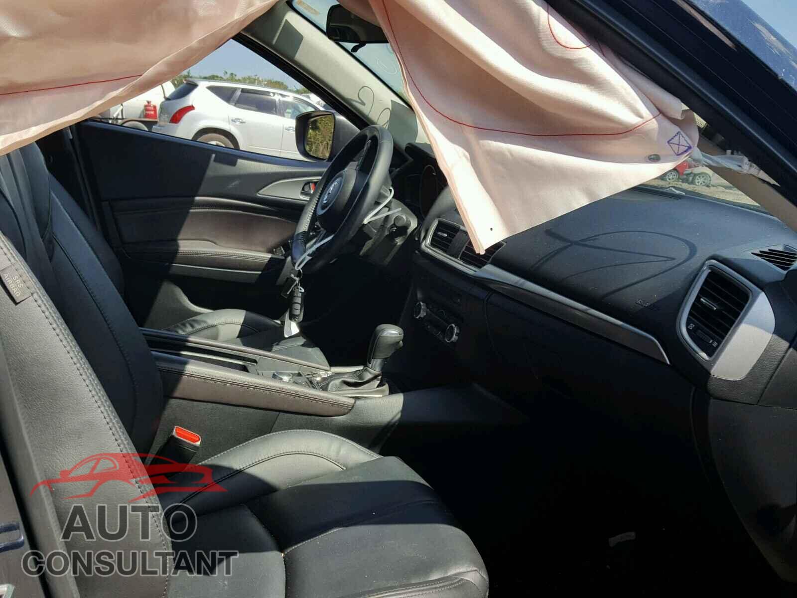 MAZDA 3 2017 - 3MZBN1V74HM103756