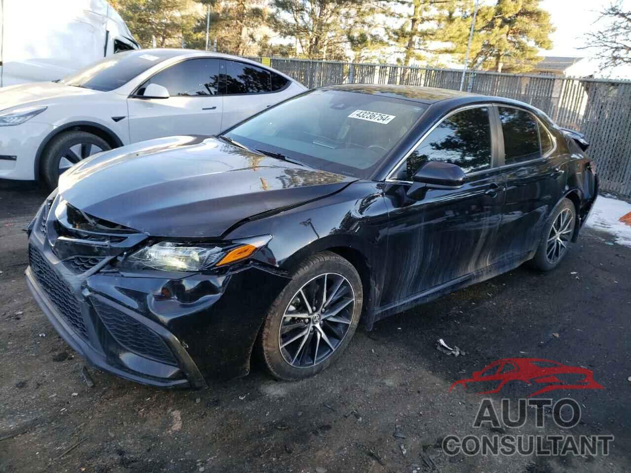 TOYOTA CAMRY 2021 - 4T1G11AK9MU410825