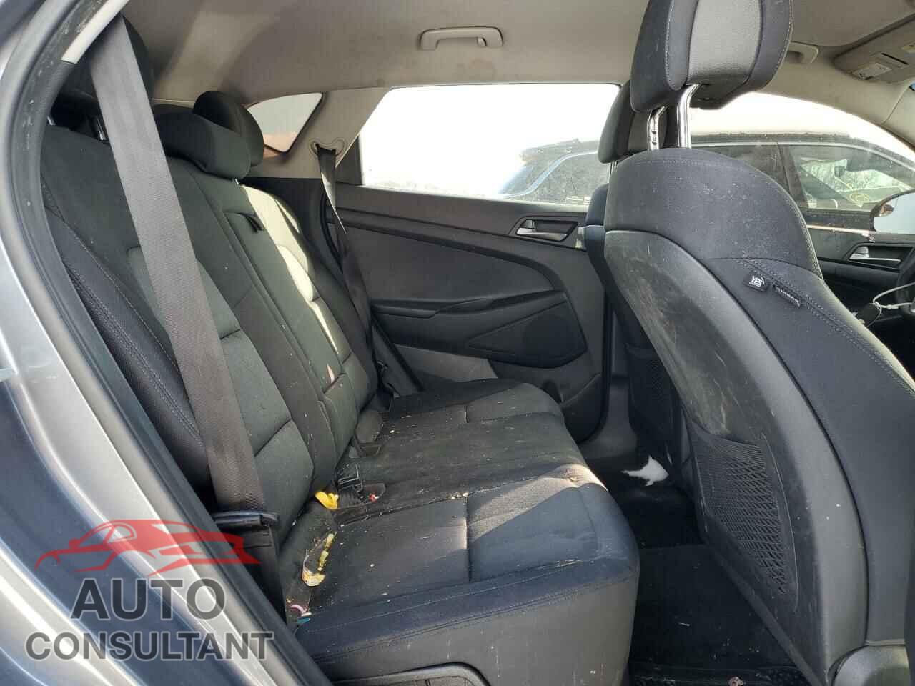 HYUNDAI TUCSON 2017 - KM8J3CA46HU564458