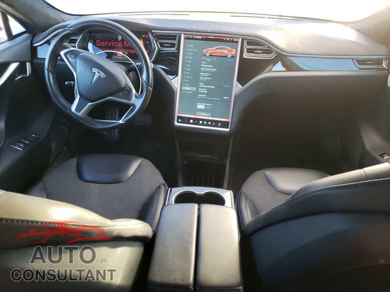 TESLA MODEL S 2015 - 5YJSA1E18FF118157