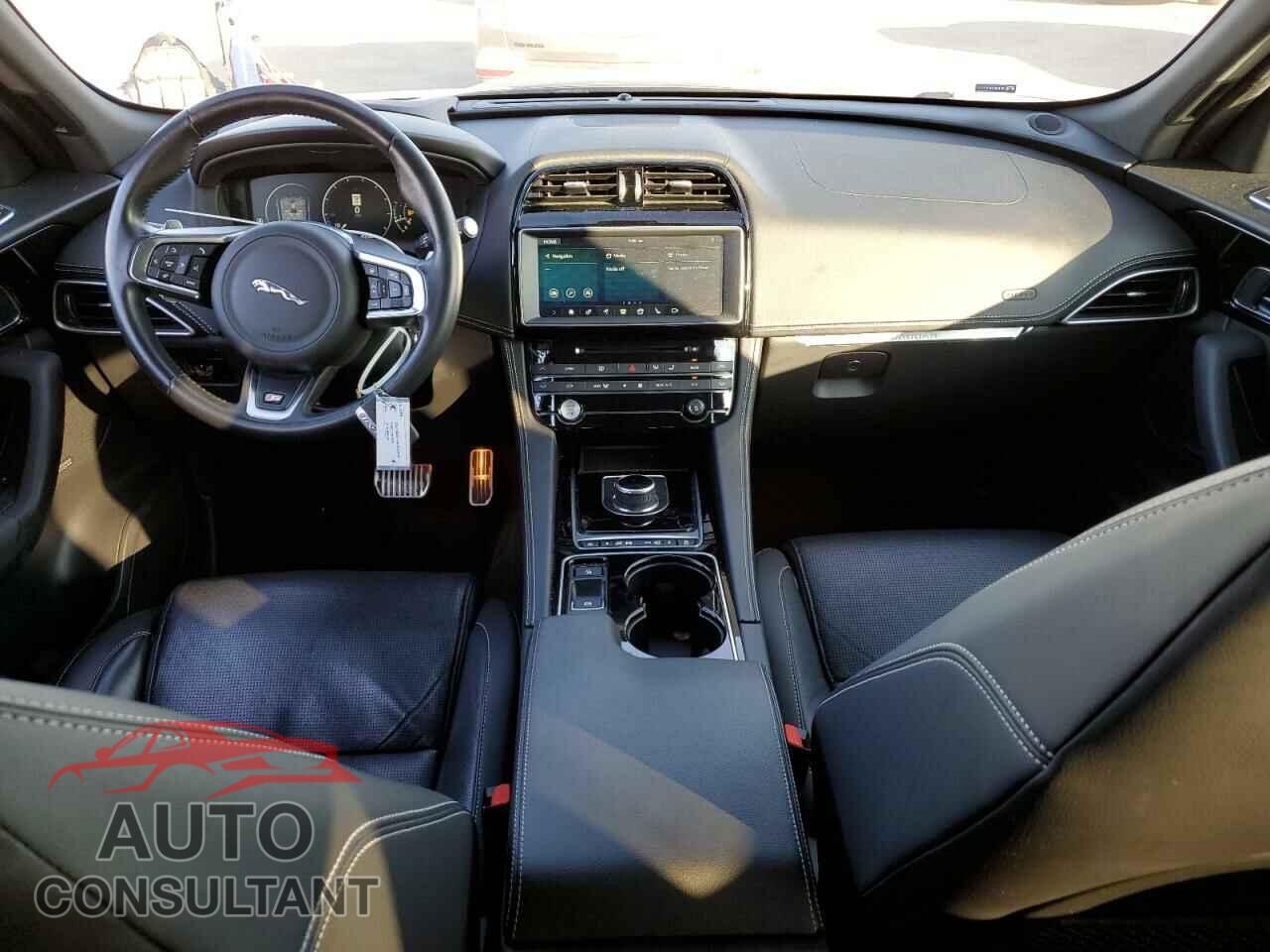 JAGUAR F-PACE 2017 - SADCM2BV8HA893812