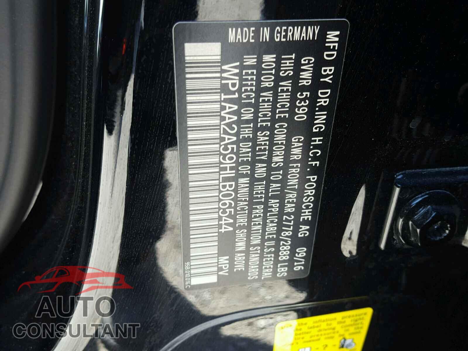 PORSCHE MACAN 2017 - WP1AA2A59HLB06544