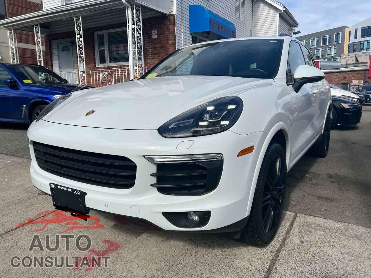 PORSCHE CAYENNE 2017 - WP1AA2A22HKA88058