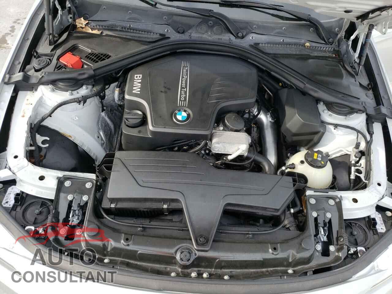 BMW 3 SERIES 2016 - WBA8E1G5XGNU10780