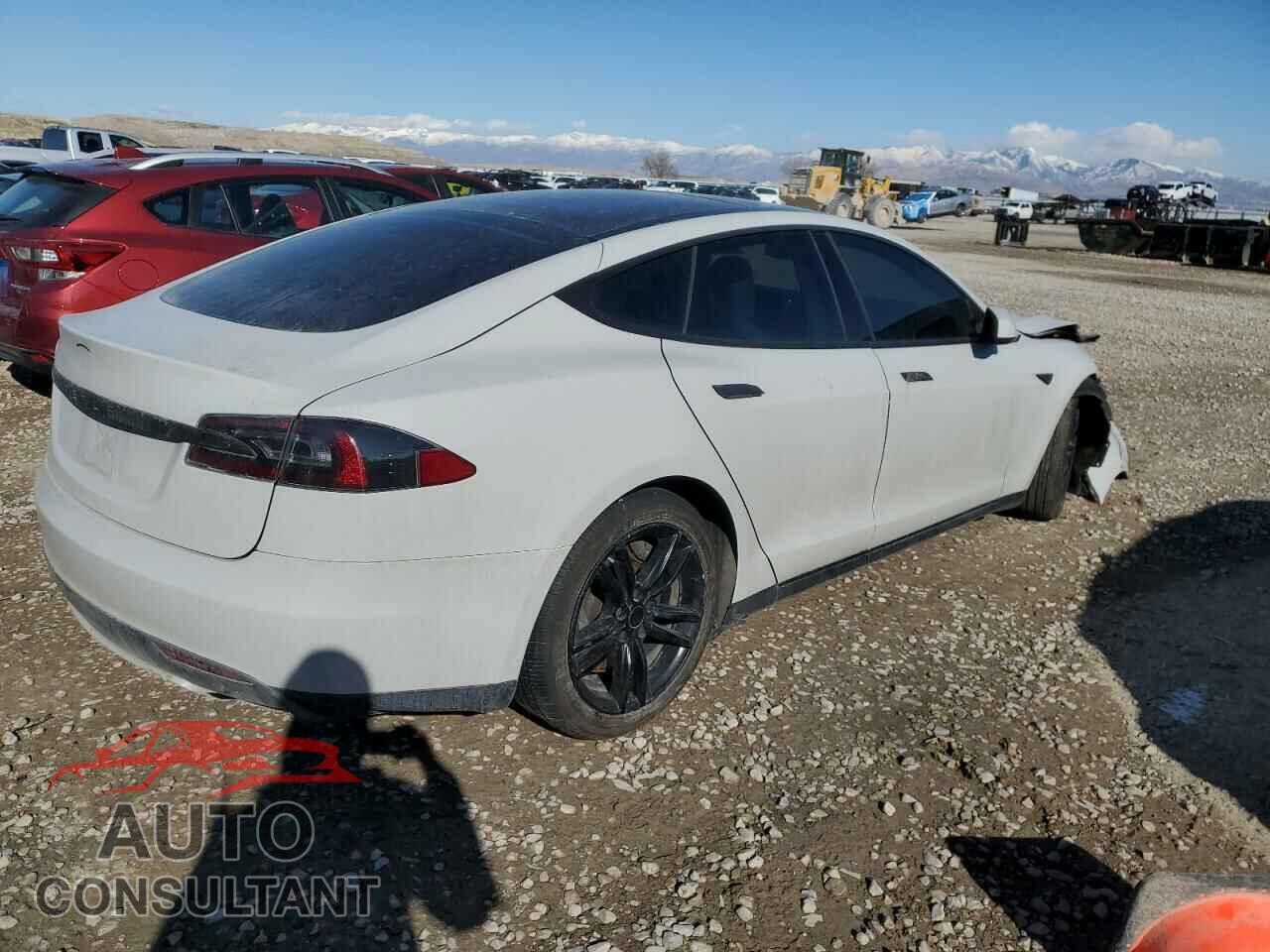 TESLA MODEL S 2015 - 5YJSA1H27FF083891