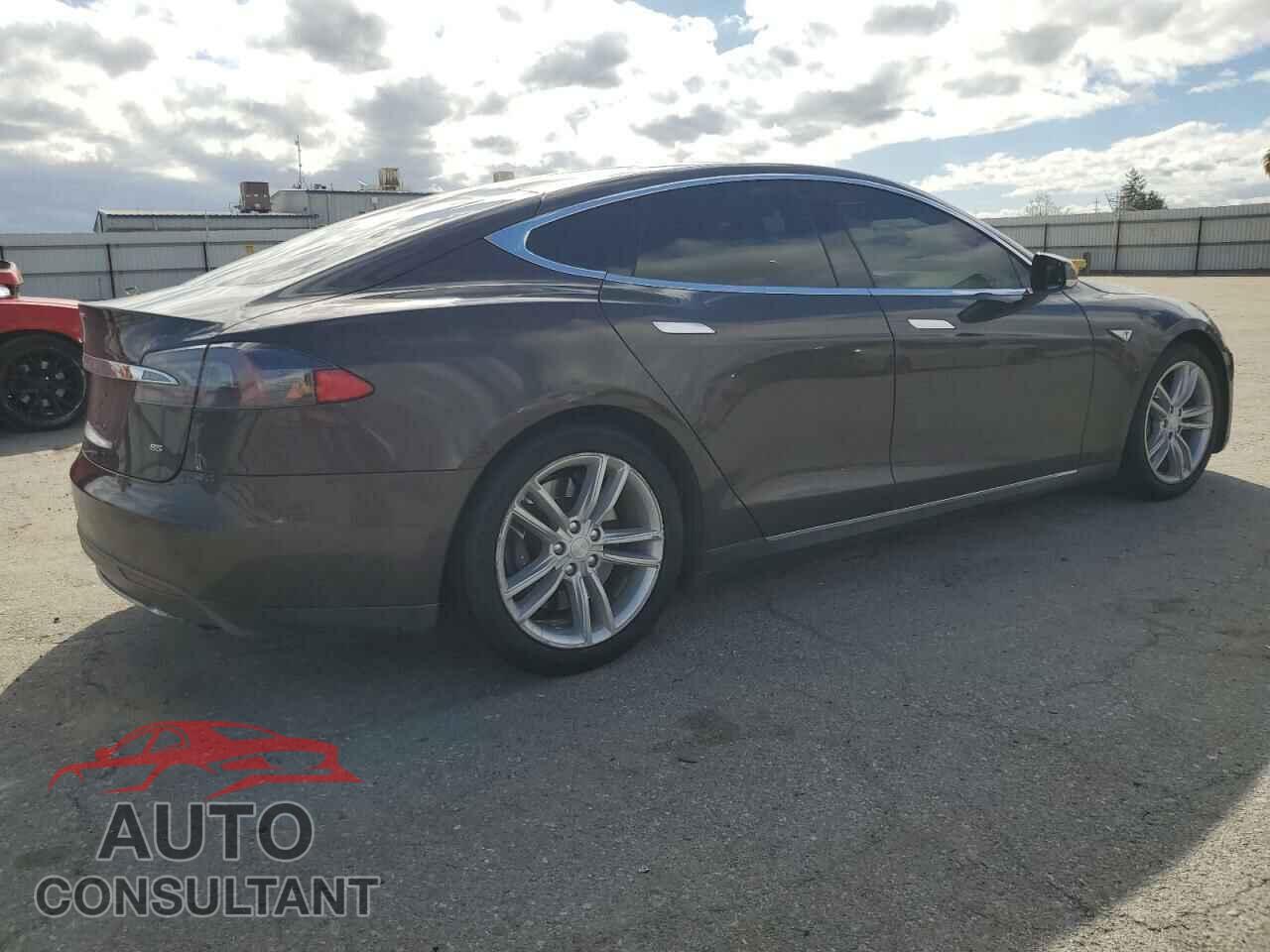 TESLA MODEL S 2013 - 5YJSA1DN7DFP13972