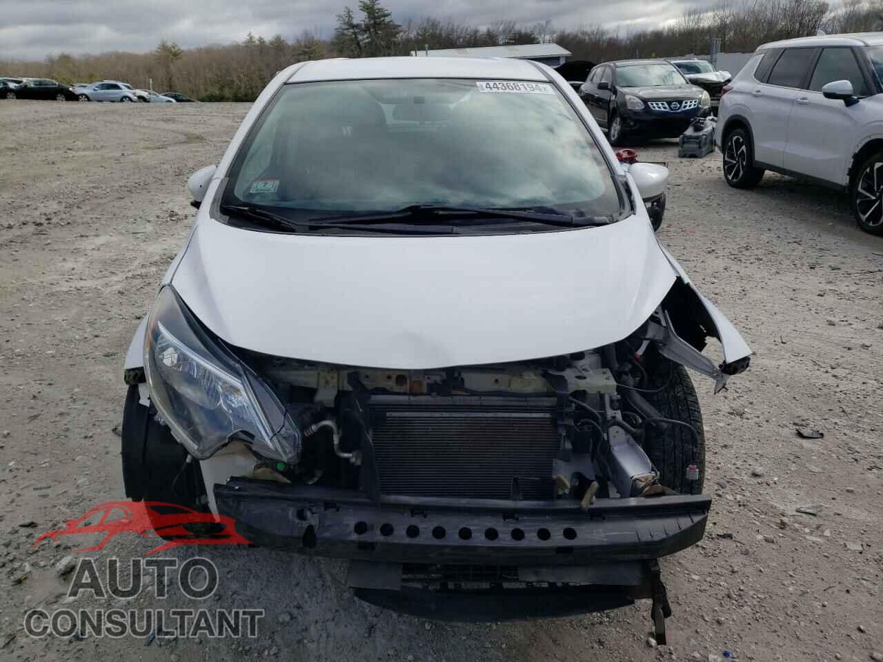 NISSAN VERSA 2018 - 3N1CE2CP7JL366824