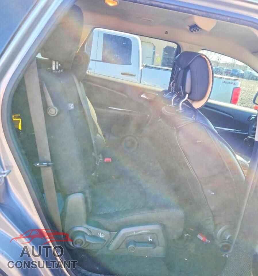 DODGE JOURNEY 2017 - 3C4PDCAB2HT682656