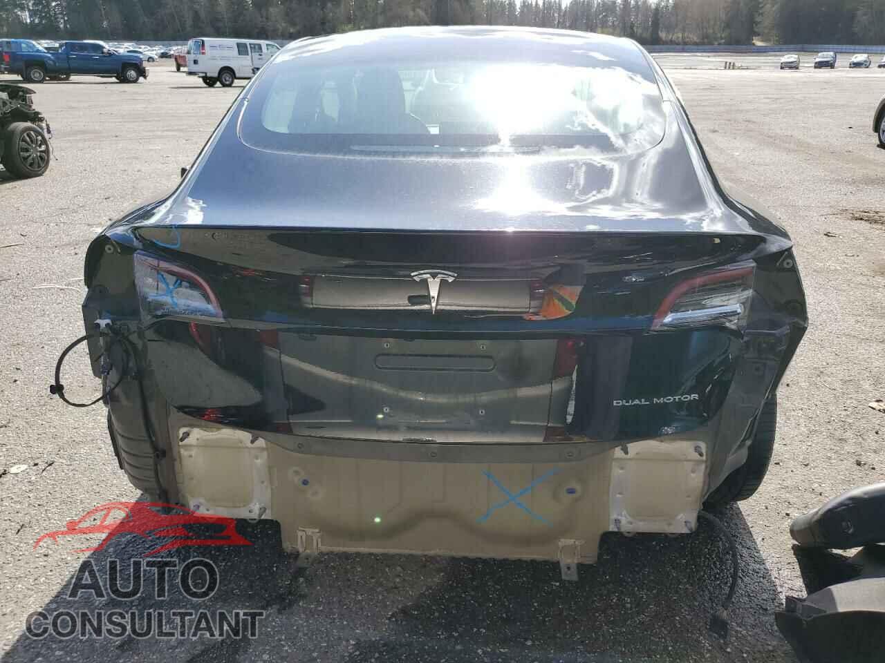 TESLA MODEL 3 2018 - 5YJ3E1EB9JF103547