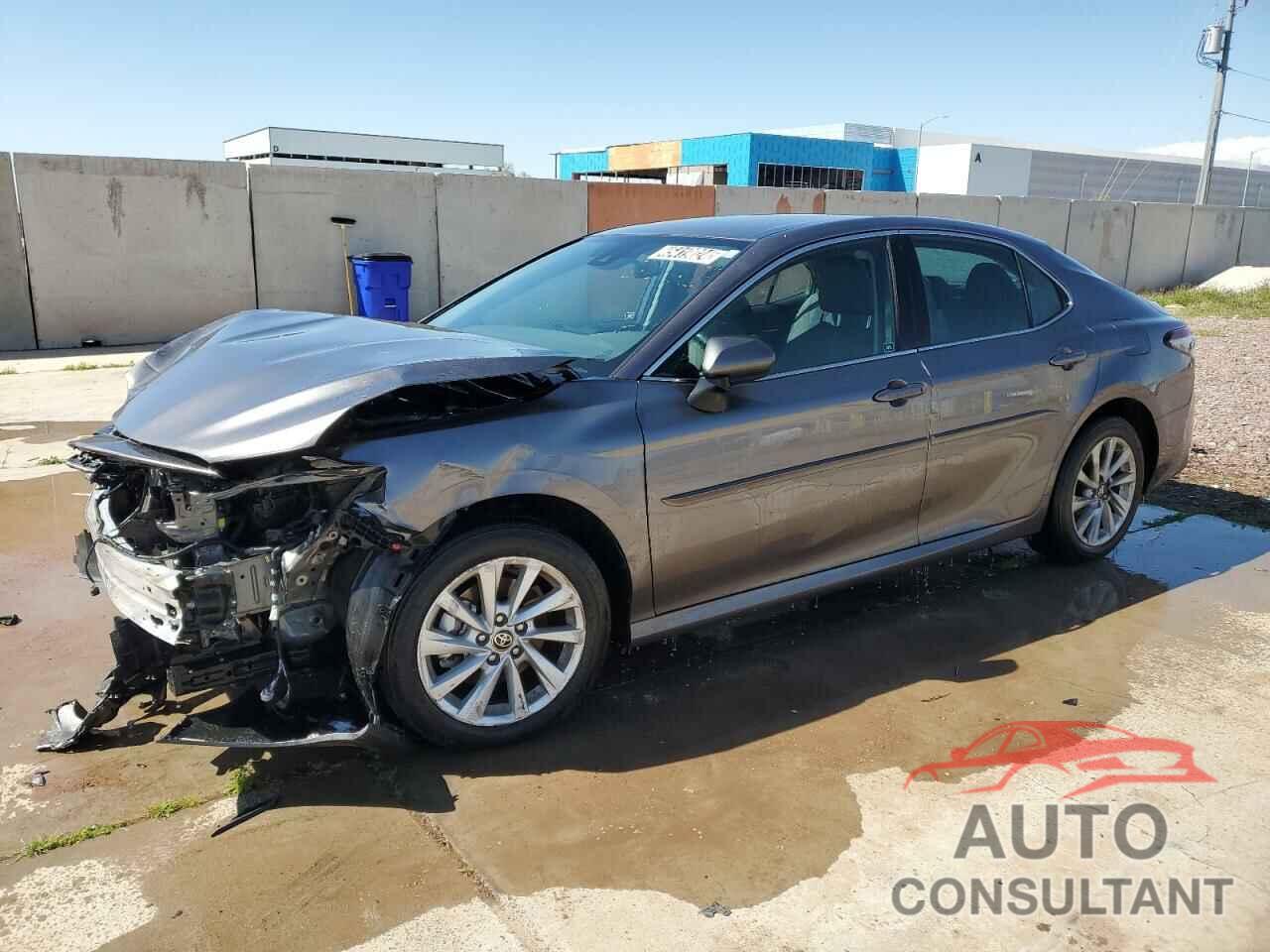 TOYOTA CAMRY 2022 - 4T1C11AK3NU068630