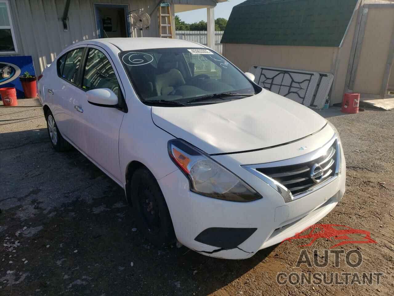 NISSAN VERSA 2017 - 3N1CN7AP8HL811663