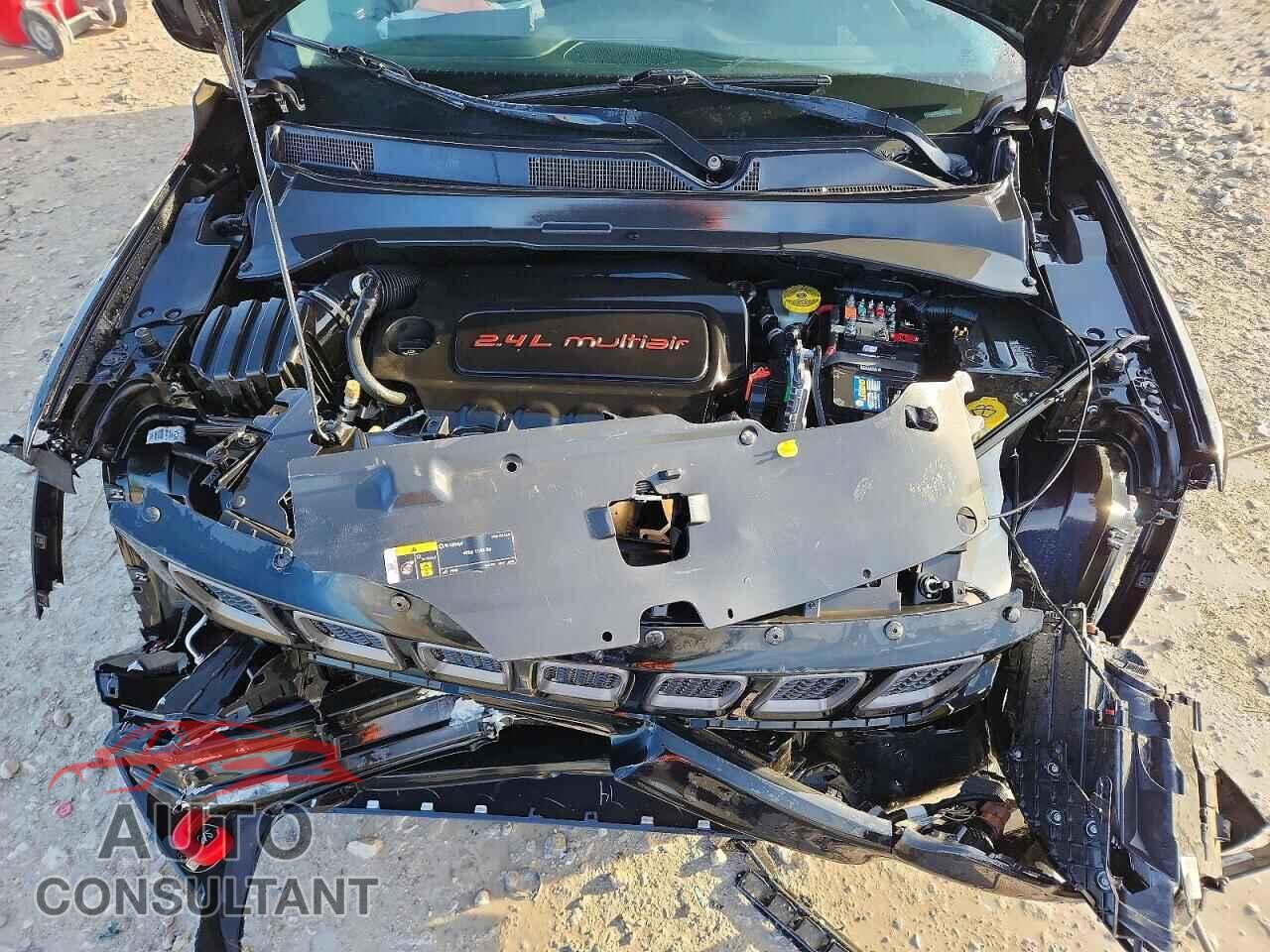 JEEP COMPASS 2018 - 3C4NJDDB2JT451084