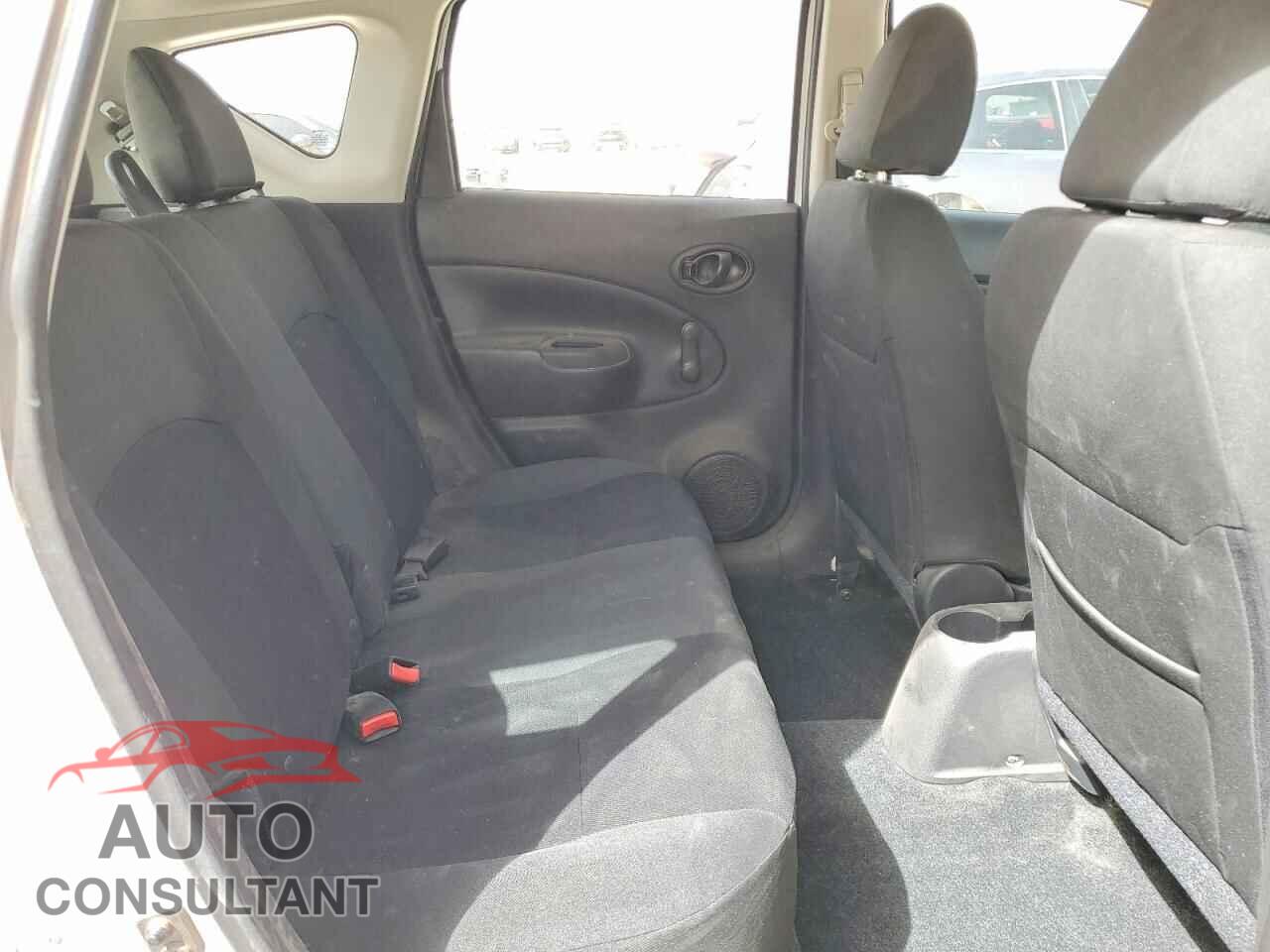 NISSAN VERSA 2017 - 3N1CE2CP3HL372145