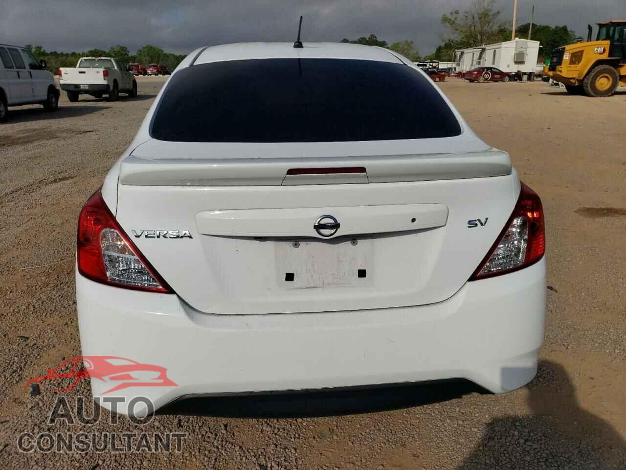 NISSAN VERSA 2019 - 3N1CN7AP3KL850166