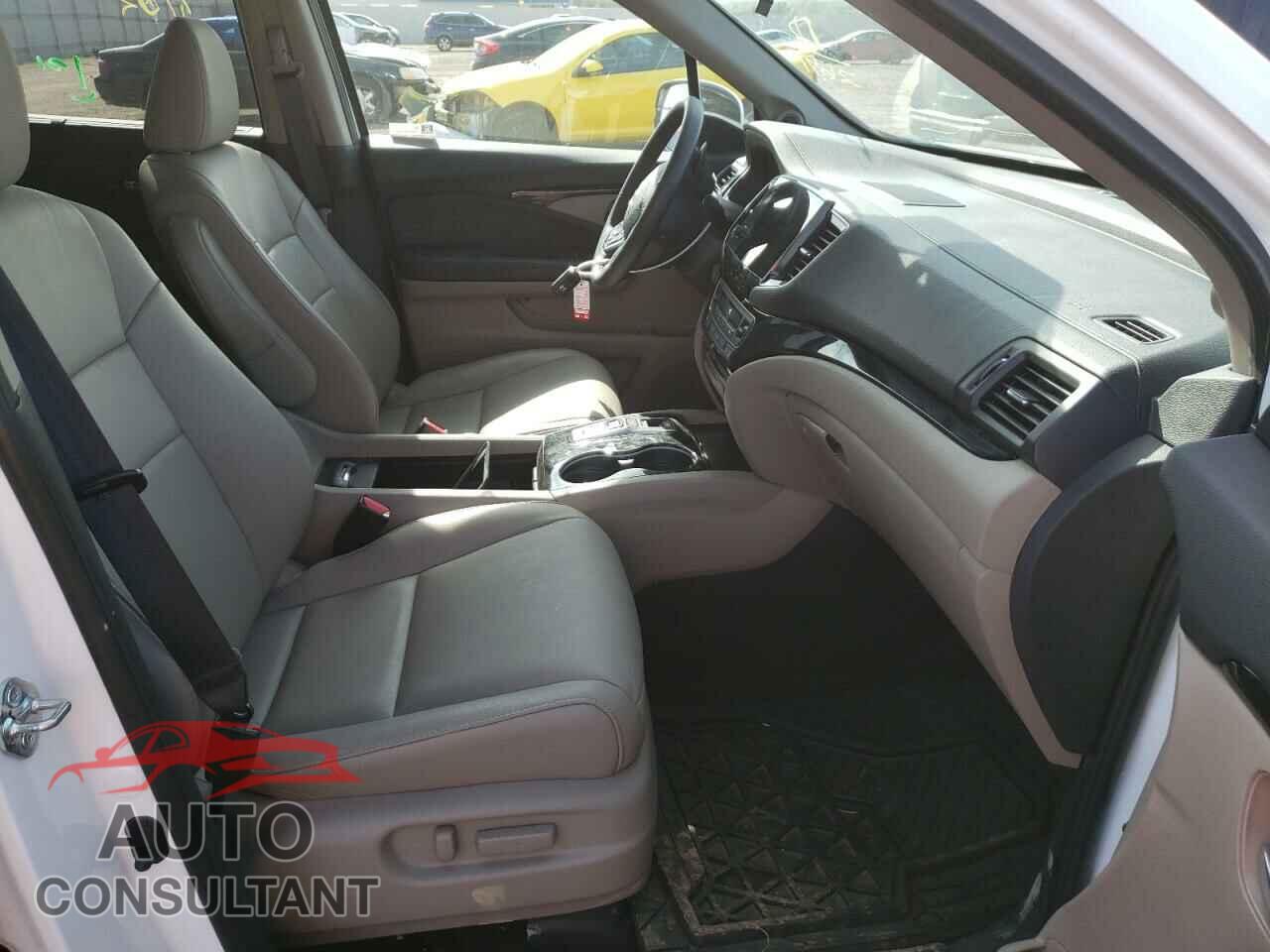 HONDA PILOT 2021 - 5FNYF6H67MB032691