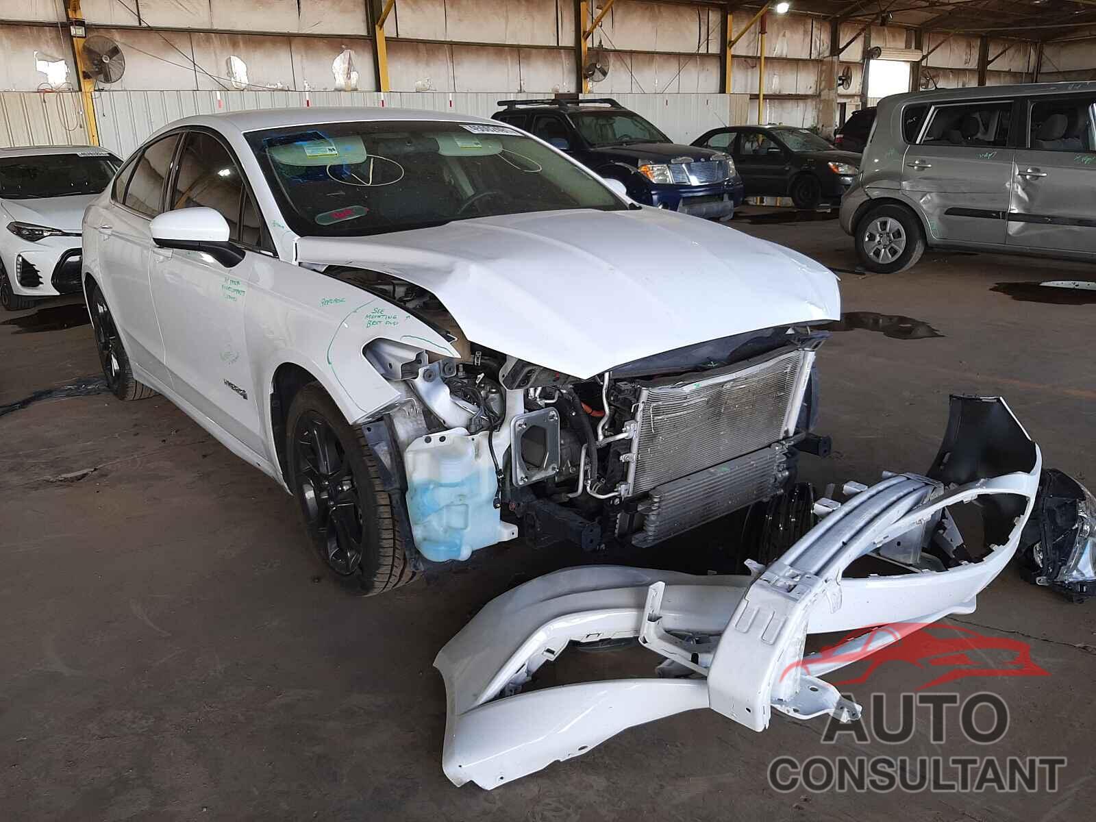 FORD FUSION 2018 - 3FA6P0LU9JR132038